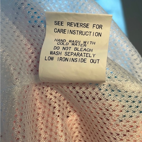 DNA Cropped Ultra Lightweight Windbreaker in
Small - Picture 8 of 13